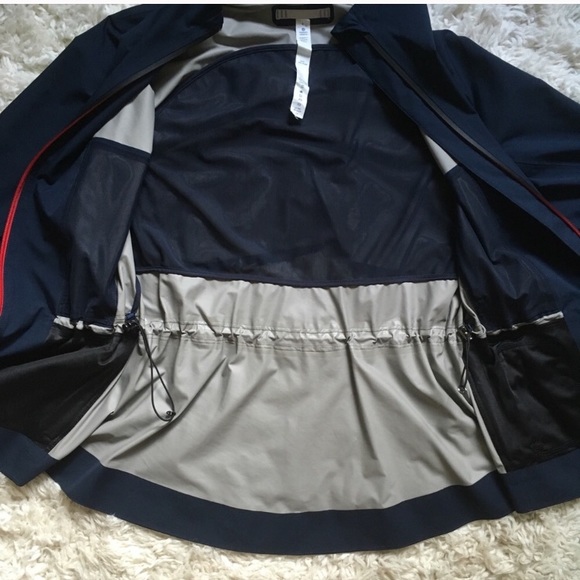 Lululemon Jacket - Picture 3 of 3